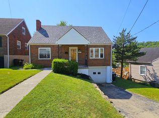 17 Parker Rd, Newport, KY 41071