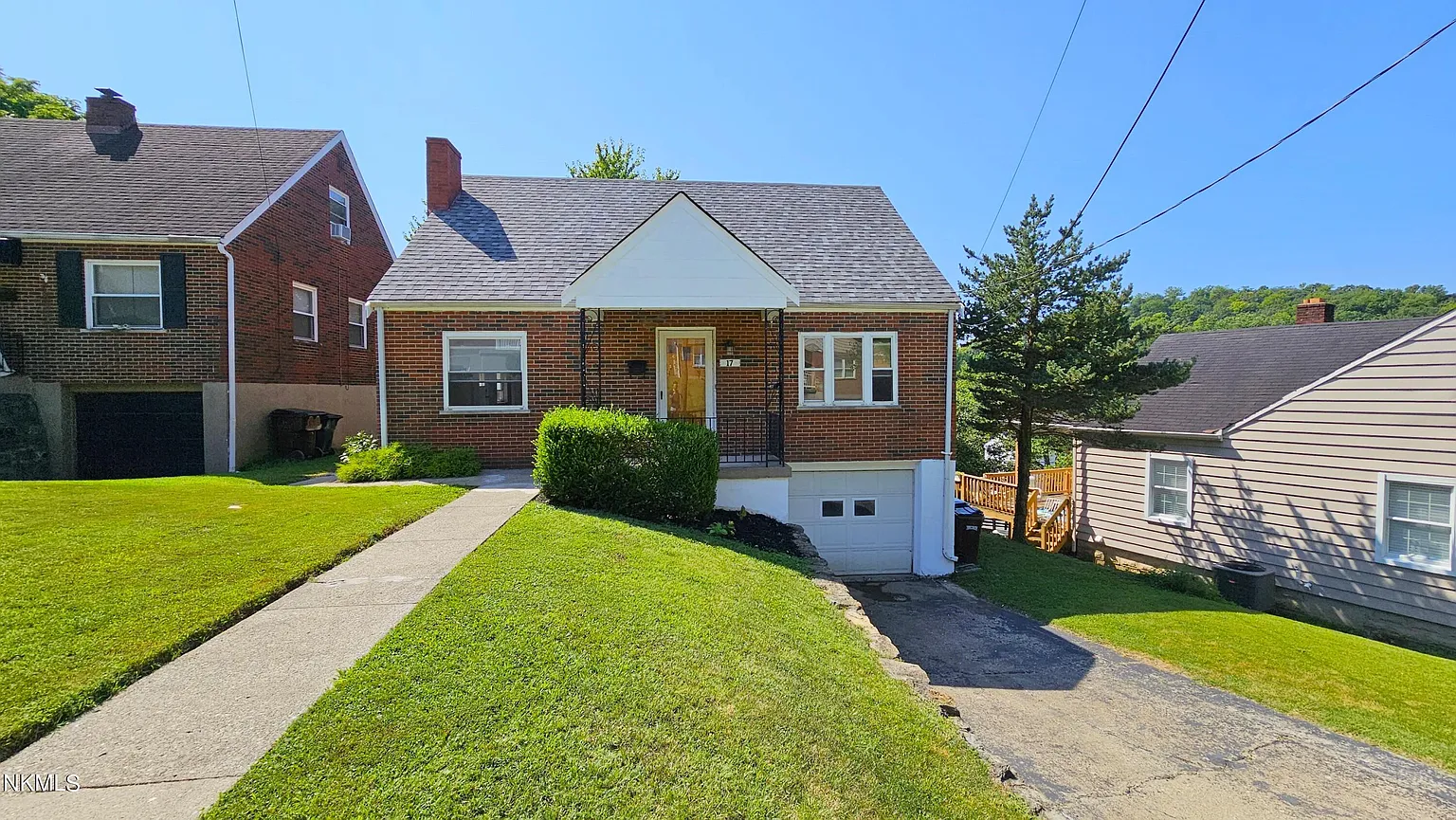 17 Parker Rd photo 1