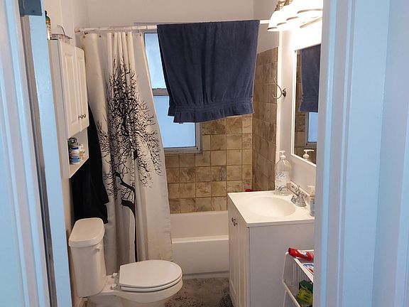 3rd image of 574 Withington Ave #1
