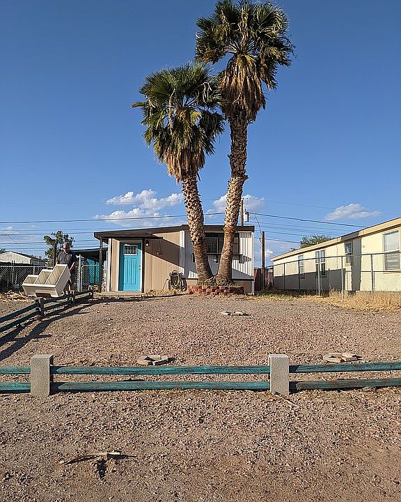 1st image of 1029 Navajo Dr