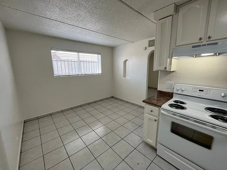 769 E. Pierce St. — Photo 8