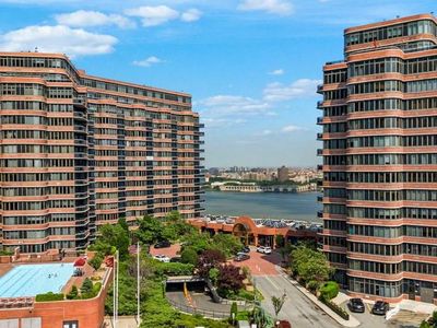 100 Carlyle Dr APT 9DN, Cliffside Park, NJ, 07010