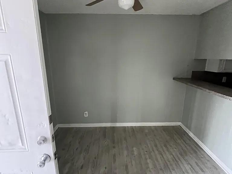1006 N 4th St — Photo 11