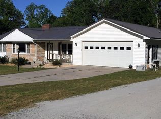 36 Country Club Dr, Minnesott Beach, NC 28510