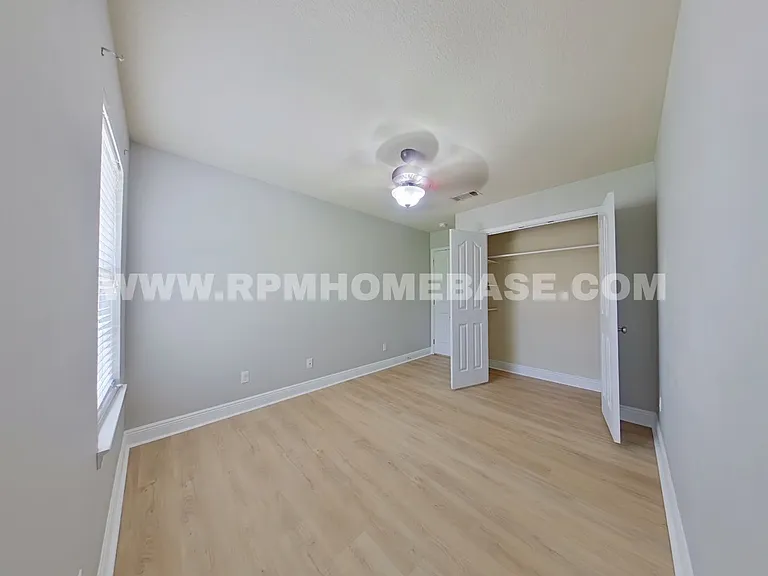 8866 Sanderling Ln — Photo 13