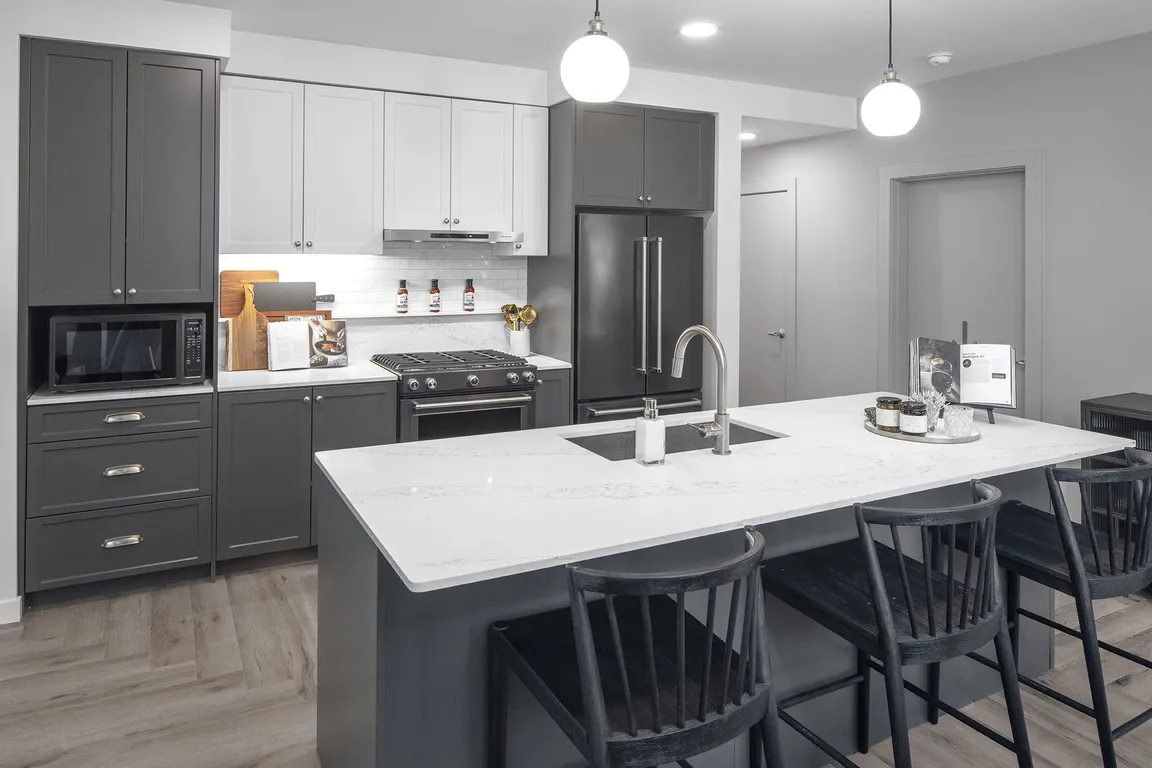 Mercato Grove apartments community photo