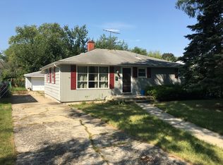 3744 Park Ave, Steger, IL 60475