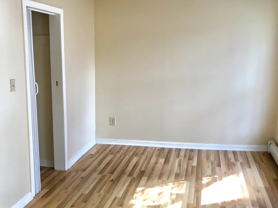 160 Otis St #2