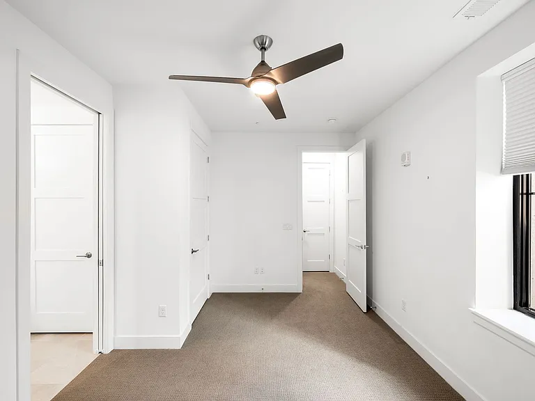 4263 E 8th Ave — Photo 30