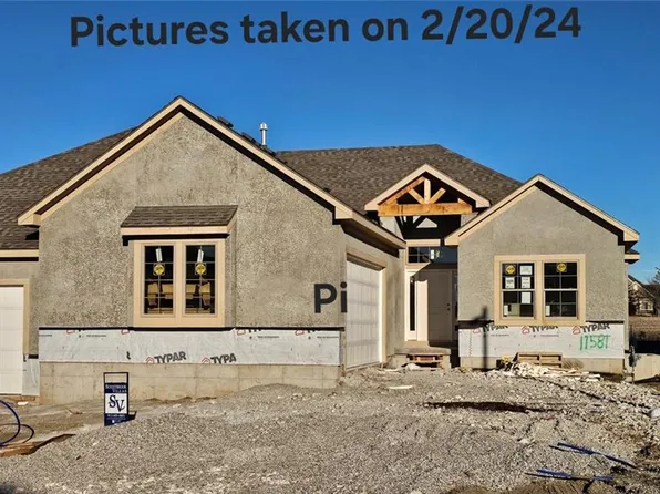 11581 S Millridge St, Olathe, KS 66061