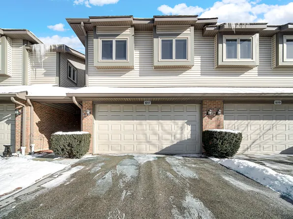 1017 Arbor Ct, Mount Prospect, IL 60056