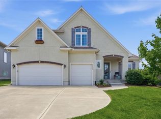 24739 W 92nd St, Lenexa, KS 66227