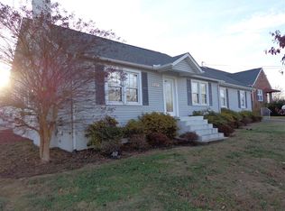 527 3rd St, Newport, TN 37821