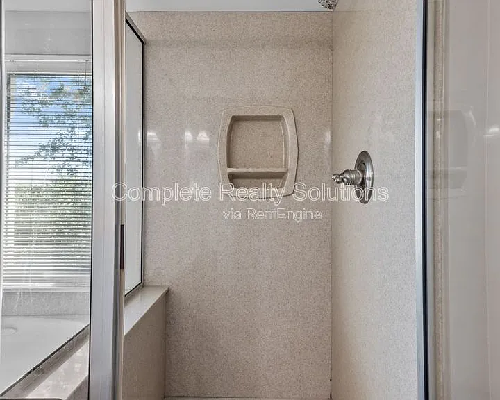 16610 Green Needle Ct — Photo 46