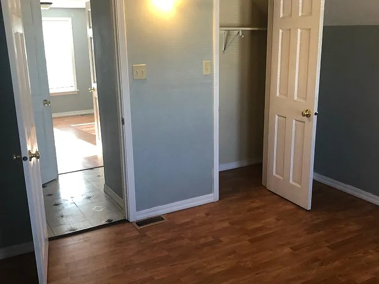 403 McKinley Ave — Photo 25