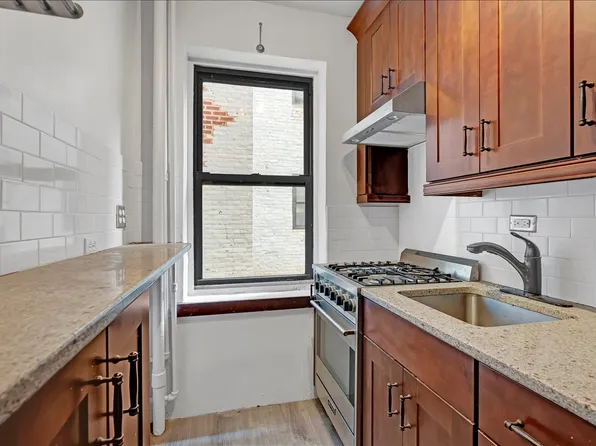 251 Seaman Avenue image 1 of 9