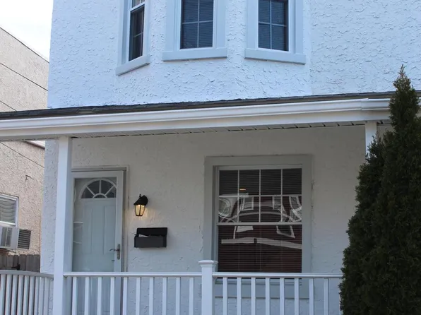 7 E 9th St, Marcus Hook, PA 19061