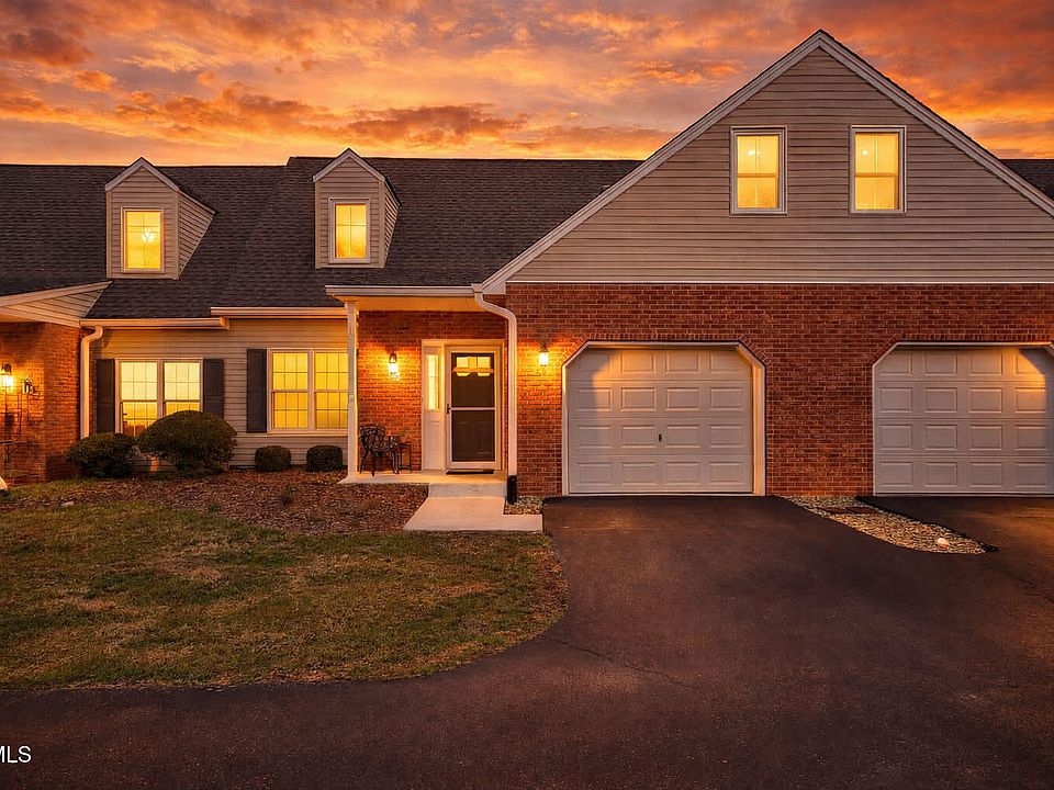 1st image of 1725 W Lakeview Dr Unit 62