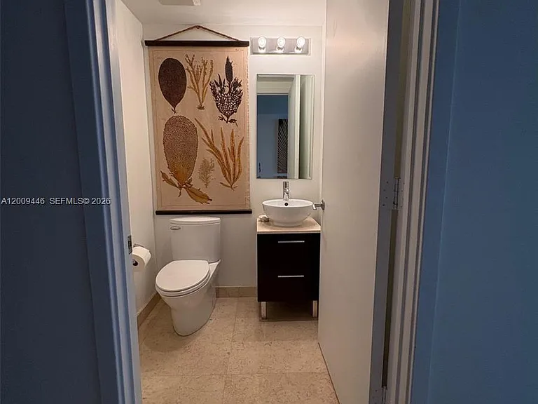 5875 Collins Ave #708 — Photo 12