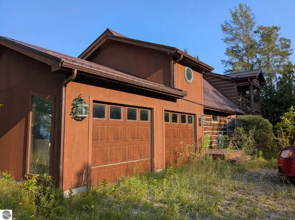 7414.5 N Us Highway 23, Oscoda, MI 48750