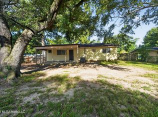 438 Queen Julianna Ln, Jackson, MS 39209