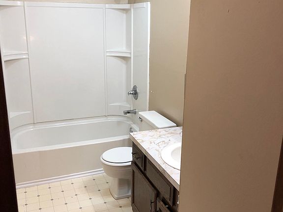 Bathroom 2nd levelbedroom with cubby