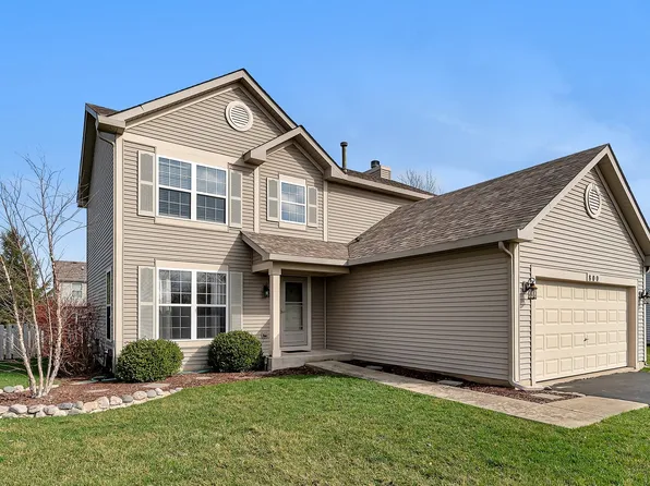 800 Grant Dr, Minooka, IL 60447