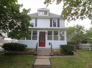 1015 East St, Baraboo, WI 53913