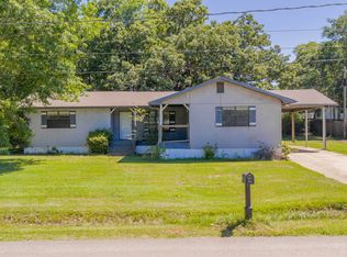 144 Sunset Dr, Kilgore, TX 75662