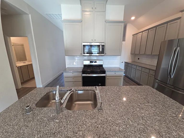 7325 Allium Ct — Photo 3