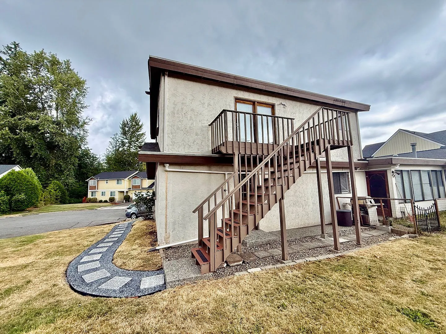 3219100 — Photo 1