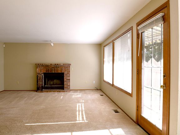 Family Room W. Fireplace