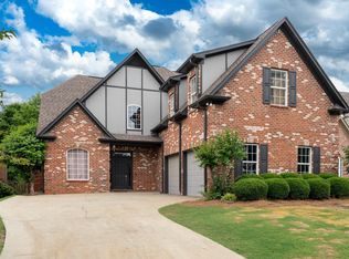8722 Highlands Dr, Trussville, AL 35173