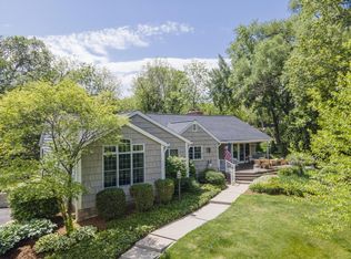 820 Madera Cir, Elm Grove, WI 53122