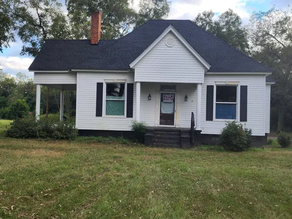 901 Borum St, Unadilla, GA 31091