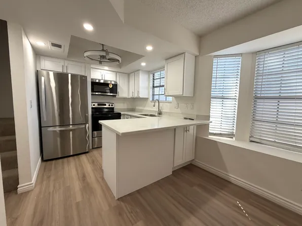 820 W University Dr Unit 2, Tempe, AZ 85281