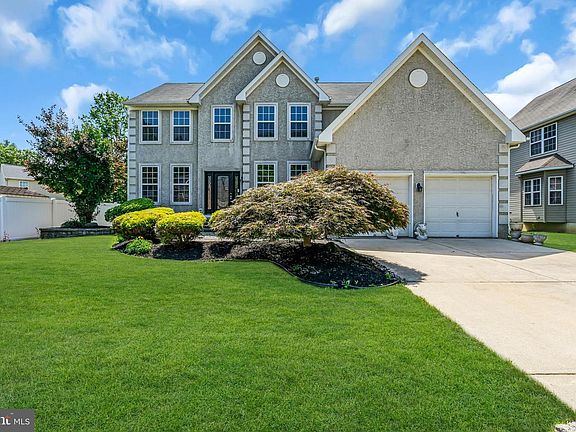 2nd image of 26 Creekwood Dr