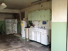 2nd image of 338 W Green St