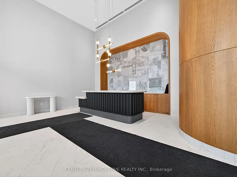 1185 Dupont St #602 — Photo 22