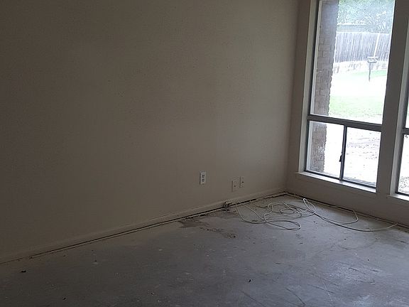 3rd image of 5501 Grand Lake Dr