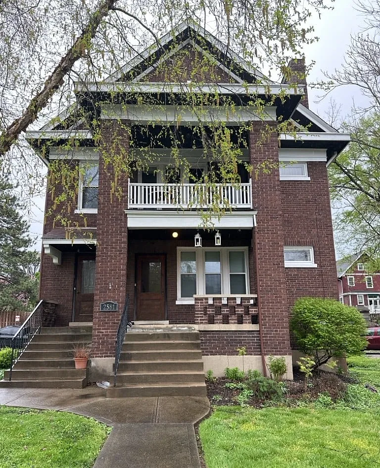 2581 Madison Rd Apt 1 — Photo 1
