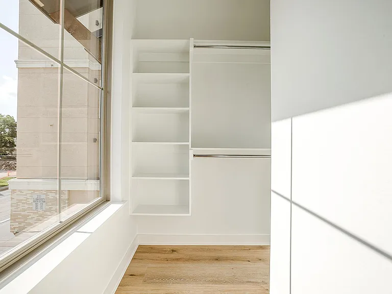 3223 S University Dr — Photo 28
