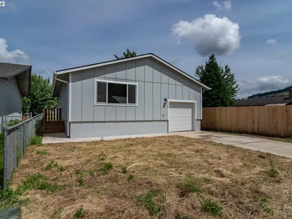 438 Date St, Drain, OR 97435
