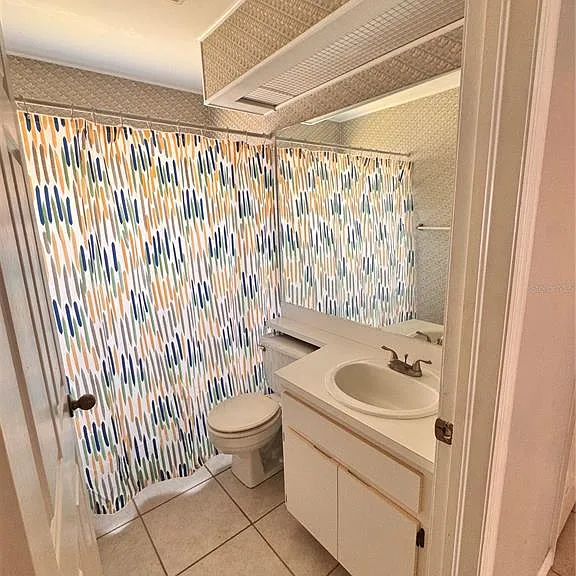 2070 Sarah Louise Dr — Photo 29