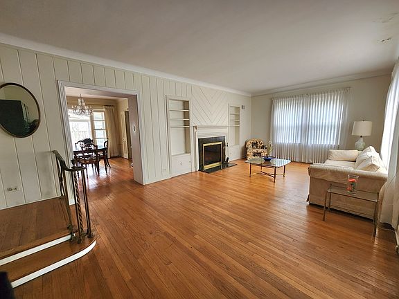 5th image of 5020 Pratt Ave