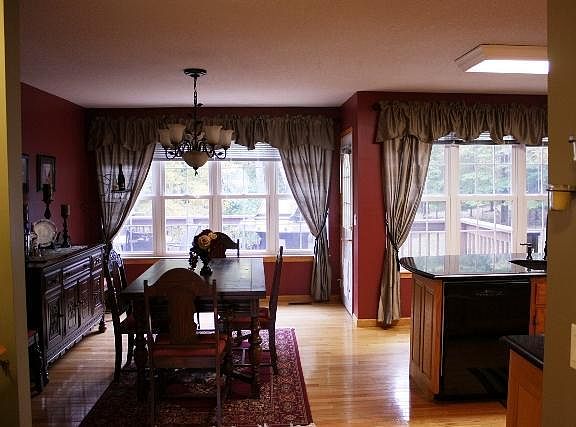 4th image of 69 Hillside Ct
