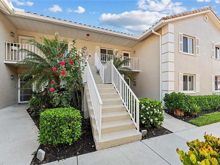 5928 Cranbrook Way #D202 — Photo 2