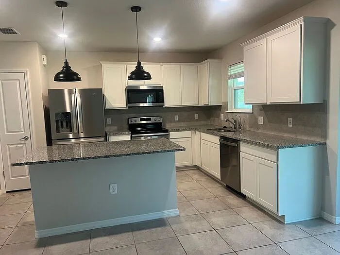 1042 Michelangelo Ln — Photo 7