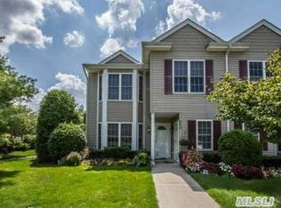 885 Altessa Blvd, Melville, NY 11747