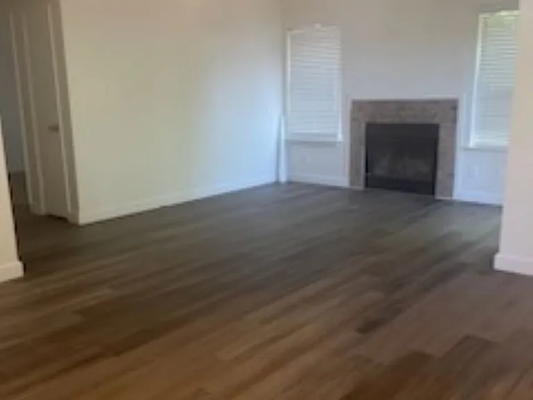 7066 N Thorne Ave — Photo 2